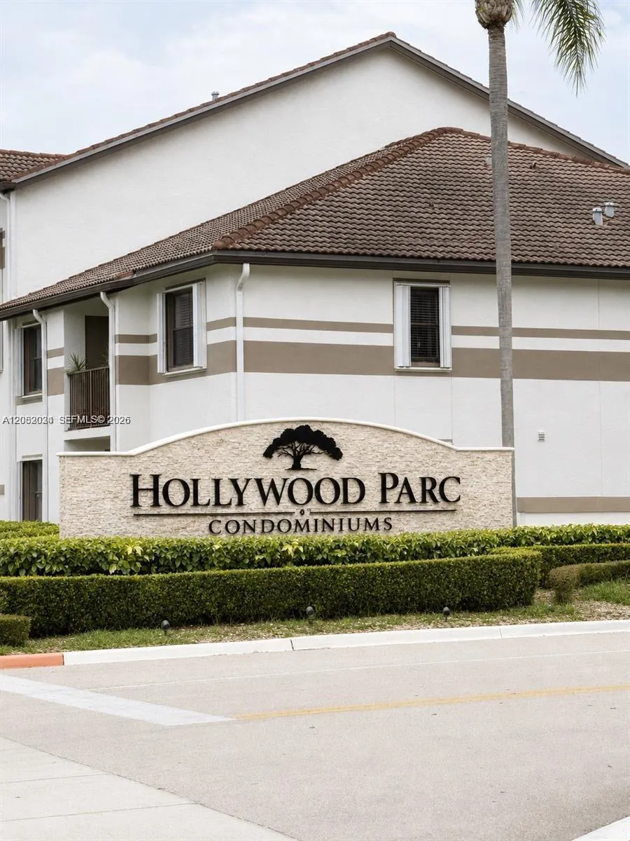 540 S Park Rd #110-9 Hollywood, FL 33021