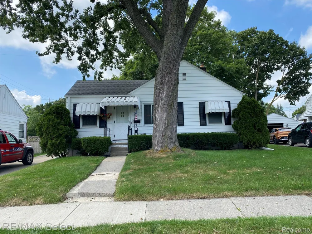 808 Mann Avenue Flint City, MI 48503