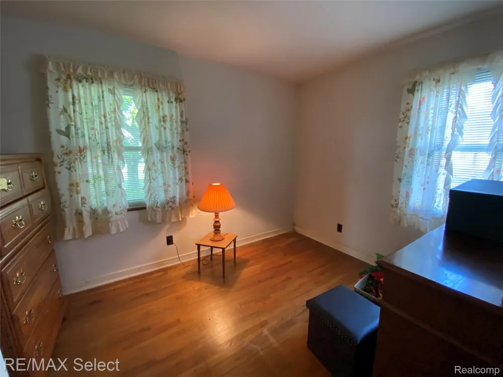 808 Mann Avenue Flint City, MI 48503