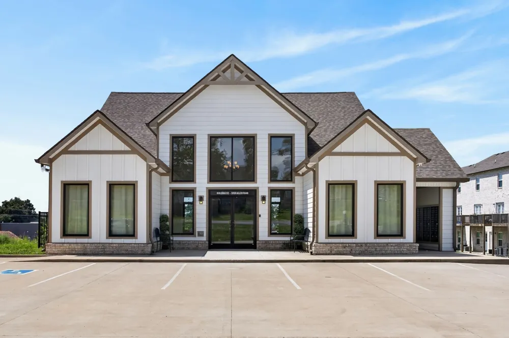 3350 Allen Rd #18I Clarksville, TN 37042