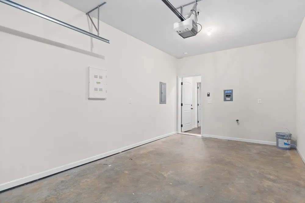 3350 Allen Rd #14L Clarksville, TN 37042