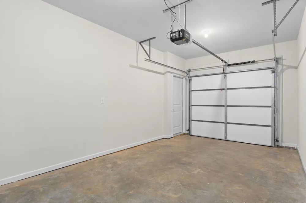 3350 Allen Rd #14L Clarksville, TN 37042