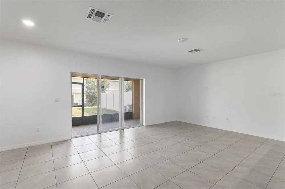 9033 WILDFLOWER LANE Kissimmee, FL 34747