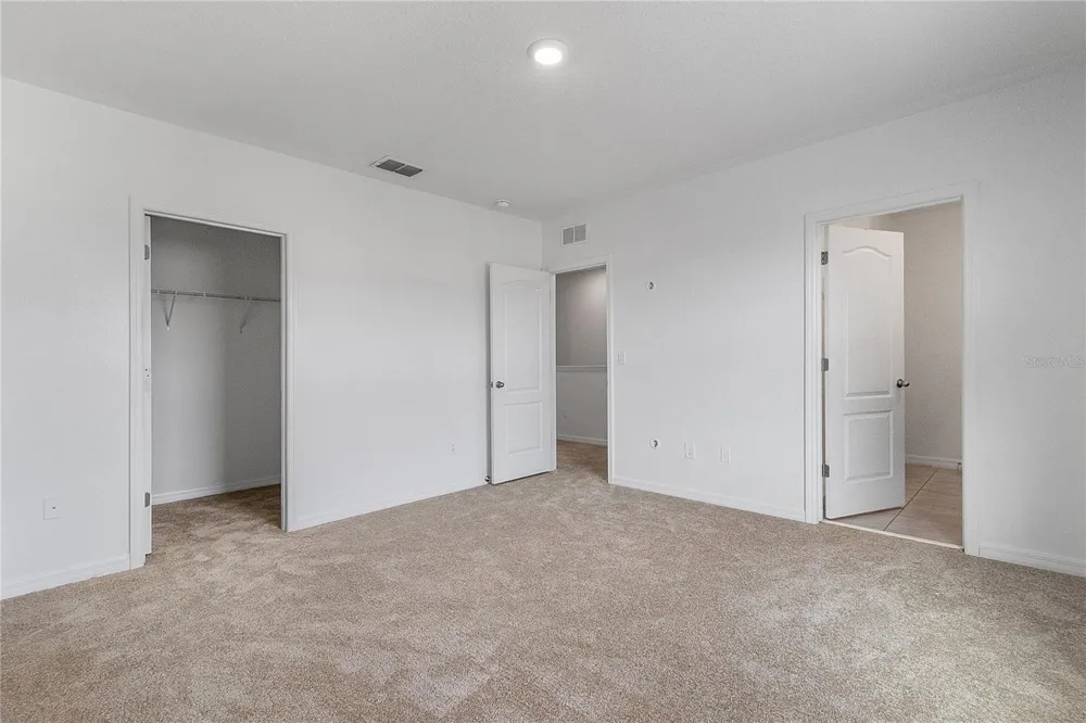 9033 WILDFLOWER LANE Kissimmee, FL 34747