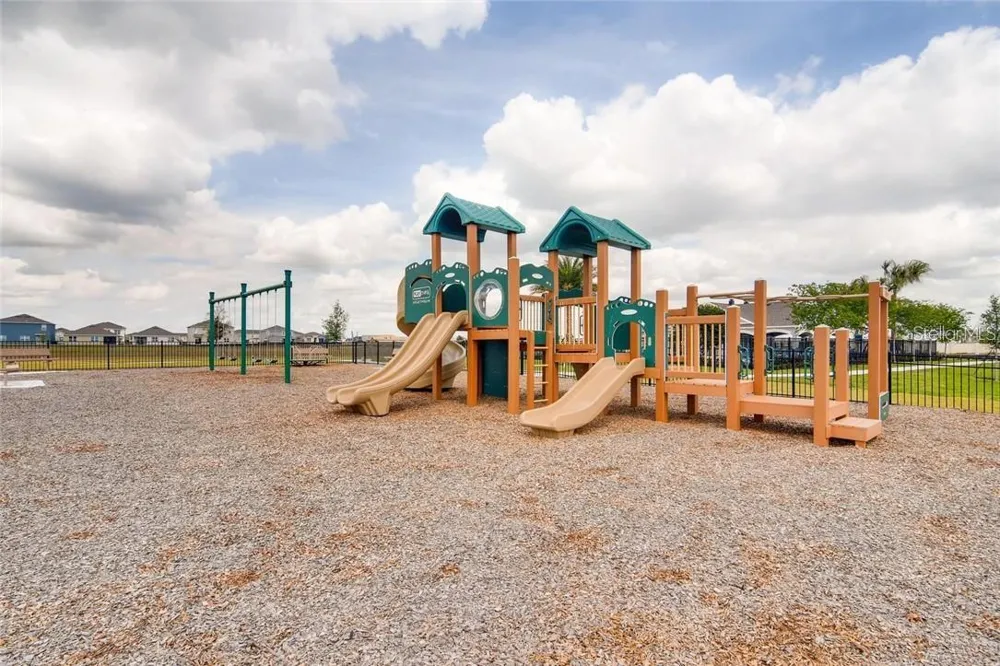 9033 WILDFLOWER LANE Kissimmee, FL 34747