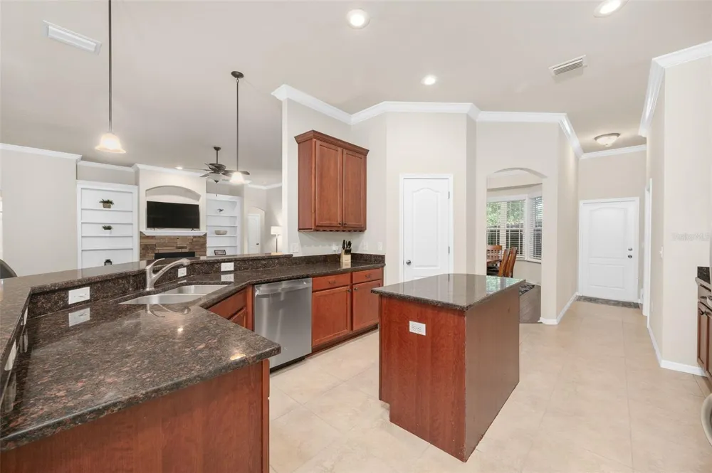 7585 SW 79TH DRIVE Gainesville, FL 32608