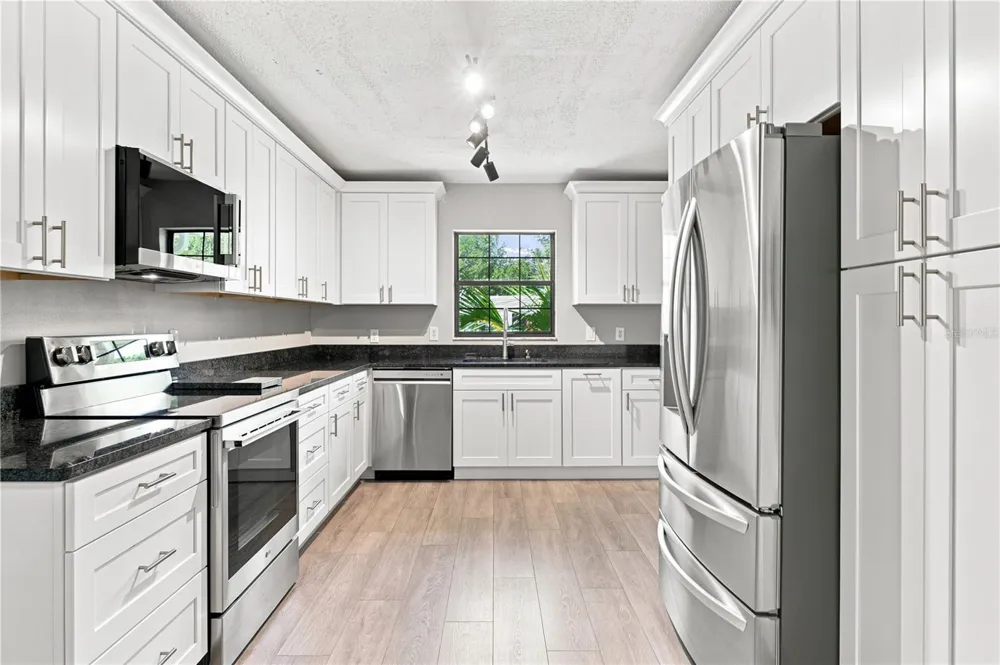 3944 NE 7TH STREET ocala, FL 34470