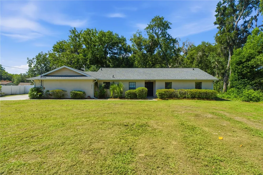 3944 NE 7TH STREET ocala, FL 34470