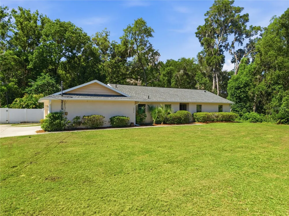 3944 NE 7TH STREET ocala, FL 34470