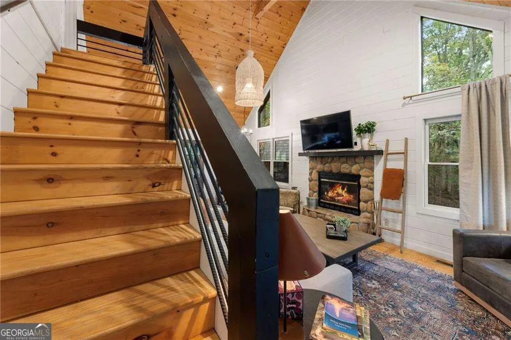 120 Brookhaven TRL Blue Ridge, GA 30513