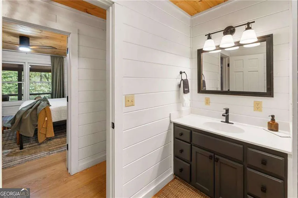 120 Brookhaven TRL Blue Ridge, GA 30513