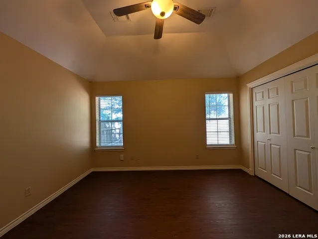 1043 RIVERTREE DR New Braunfels, TX 78130
