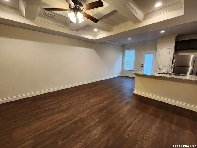 338 UNTERMAIER ST New Braunfels, TX 78130