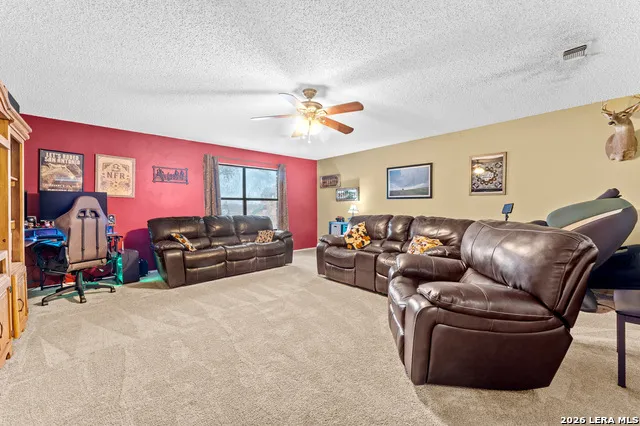 750 Barth Ln Poteet, TX 78065