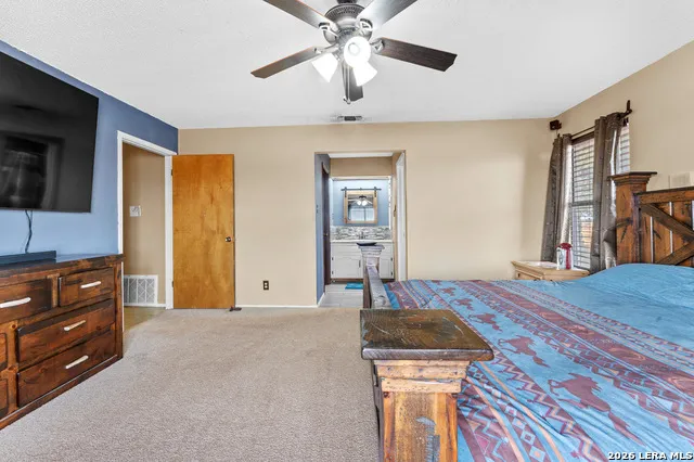 750 Barth Ln Poteet, TX 78065
