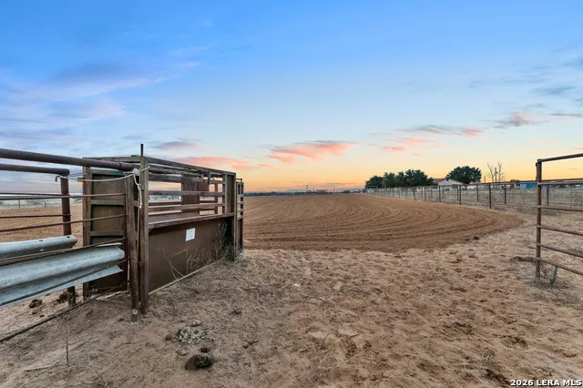 750 Barth Ln Poteet, TX 78065