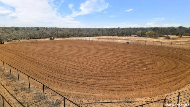 750 Barth Ln Poteet, TX 78065