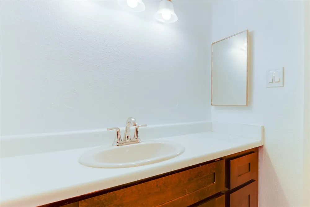 2021 Spenwick Drive #724 Houston, TX 77055