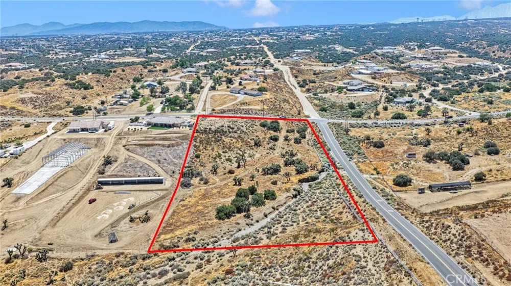 10120 Mesquite Oak Hills, CA 92344