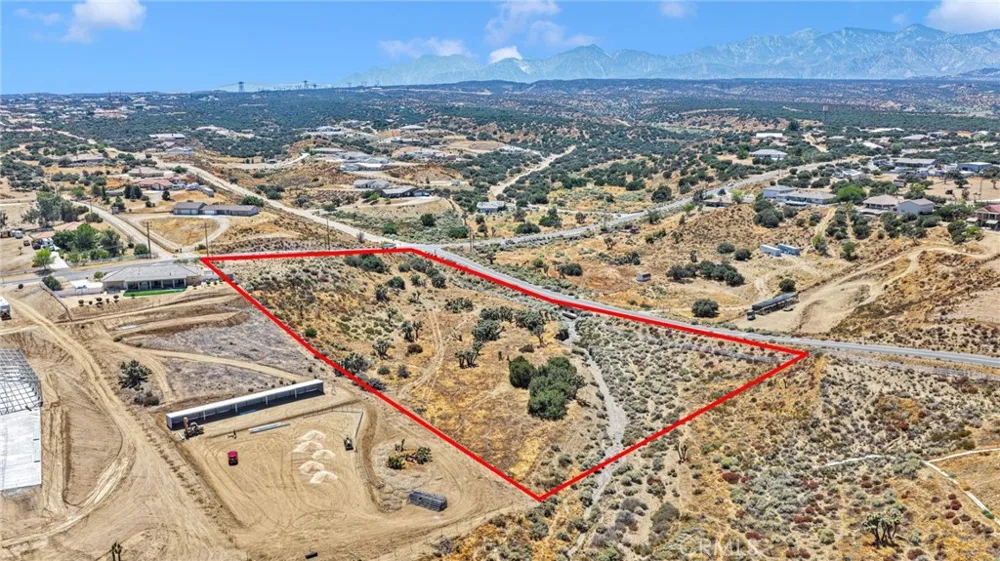 10120 Mesquite Oak Hills, CA 92344