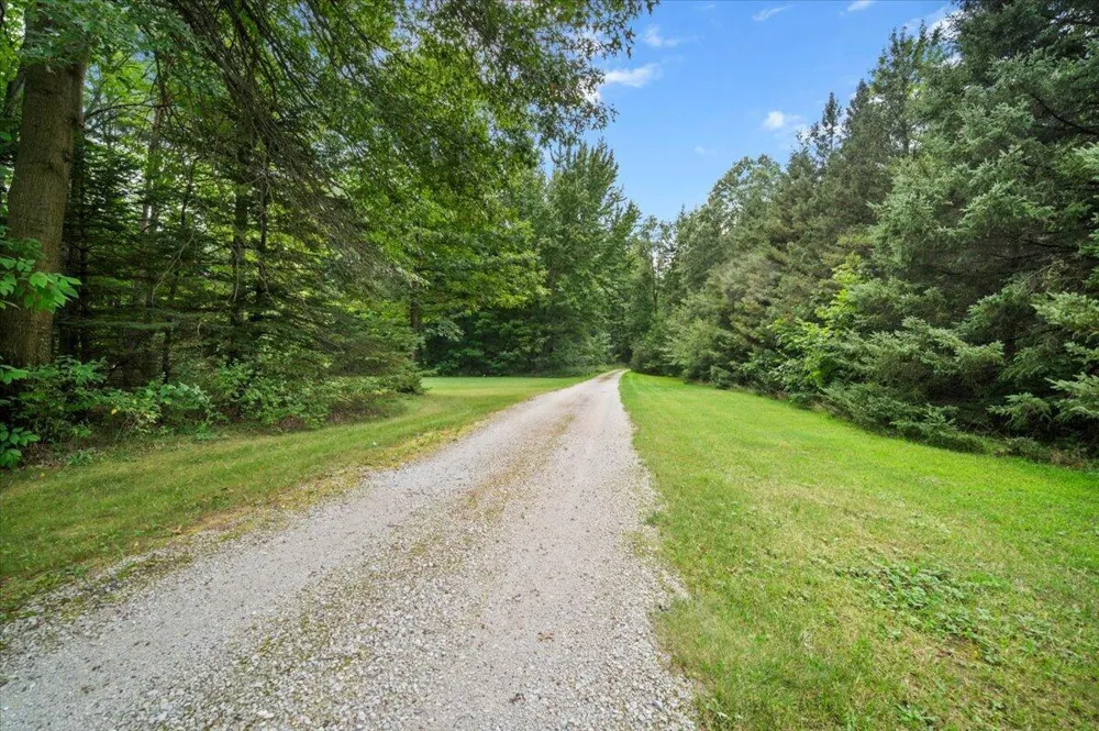9680 96th Avenue Allendale, MI 49401
