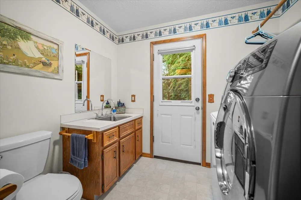 9680 96th Avenue Allendale, MI 49401