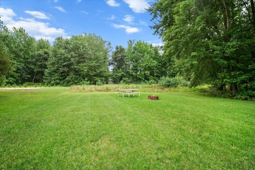 9680 96th Avenue Allendale, MI 49401