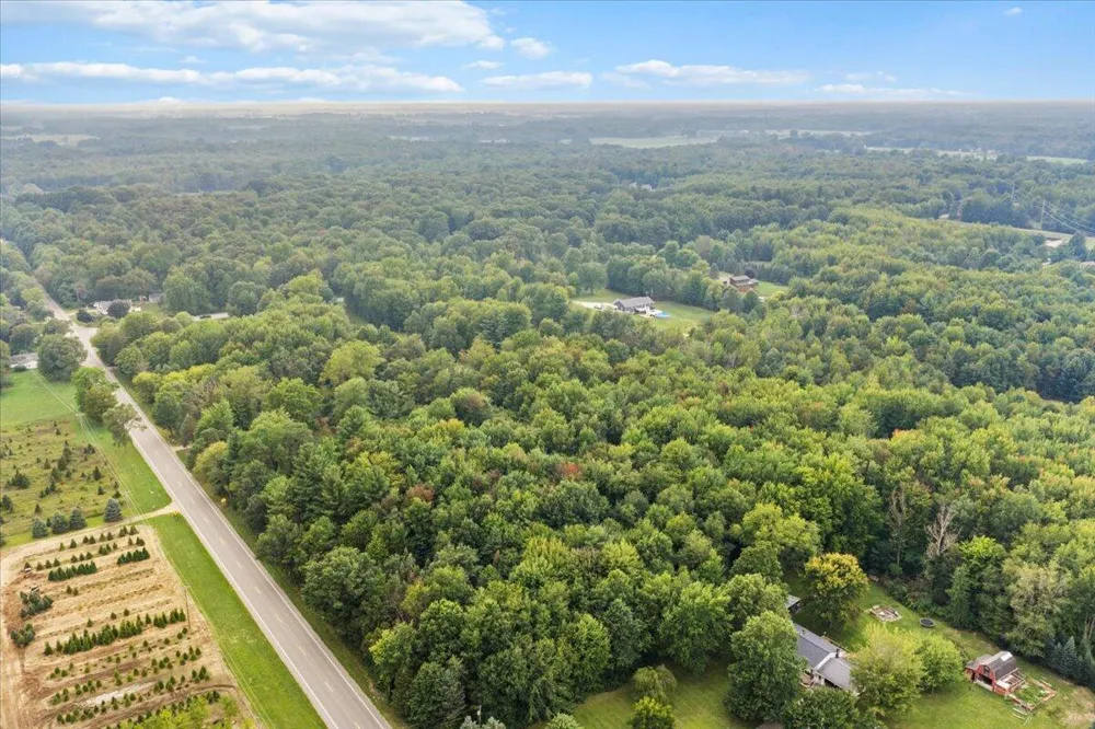 9680 96th Avenue Allendale, MI 49401