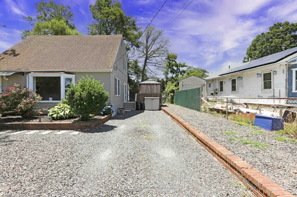 622 E Tampa Avenue Villas, NJ 08251