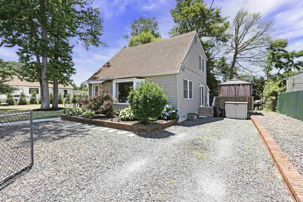 622 E Tampa Avenue Villas, NJ 08251