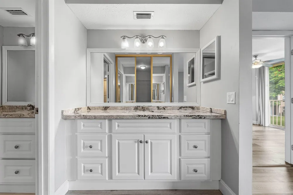 14307 Bedford Drive #204 Delray Beach, FL 33446