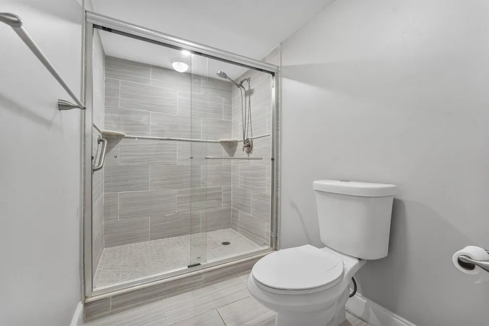 14307 Bedford Drive #204 Delray Beach, FL 33446