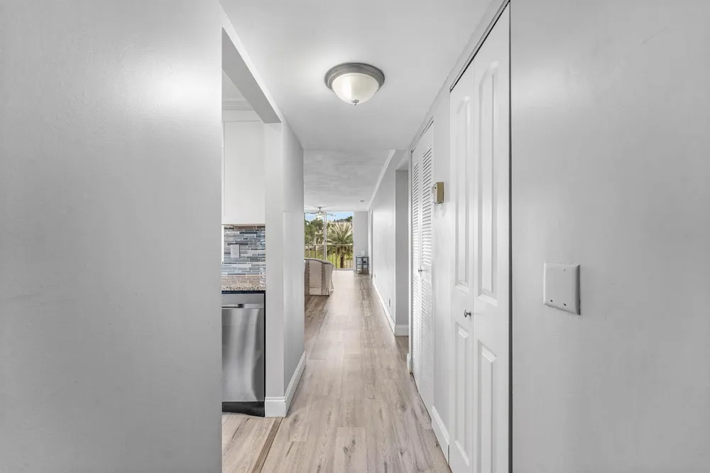 14307 Bedford Drive #204 Delray Beach, FL 33446