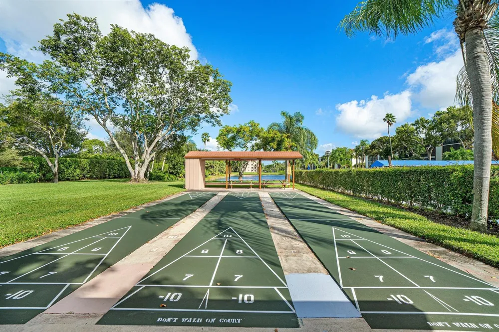 14307 Bedford Drive #204 Delray Beach, FL 33446