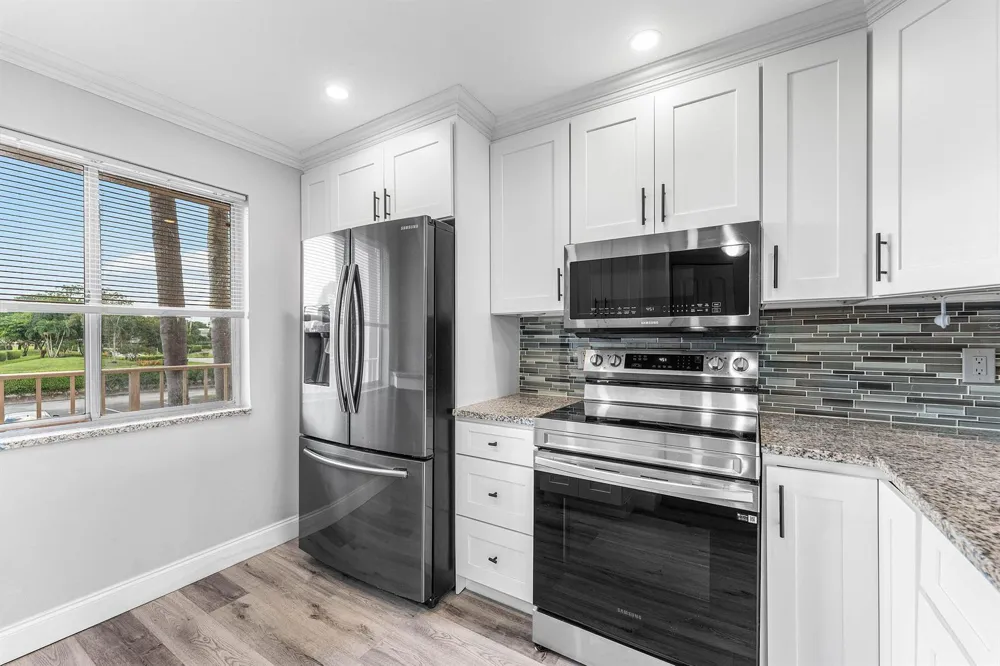 14307 Bedford Drive #204 Delray Beach, FL 33446