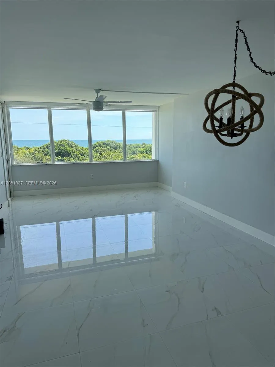 8233 Harding Ave #707 Miami Beach, FL 33141