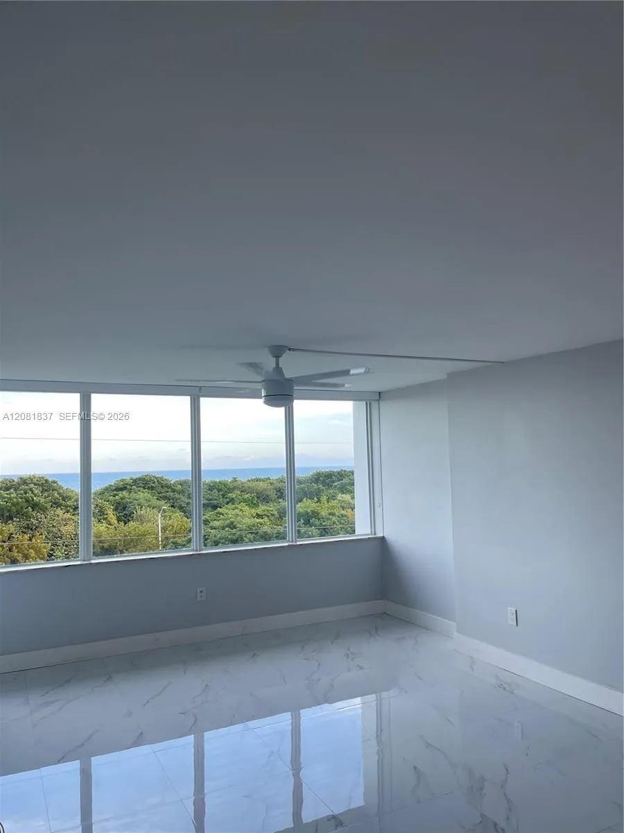 8233 Harding Ave #707 Miami Beach, FL 33141