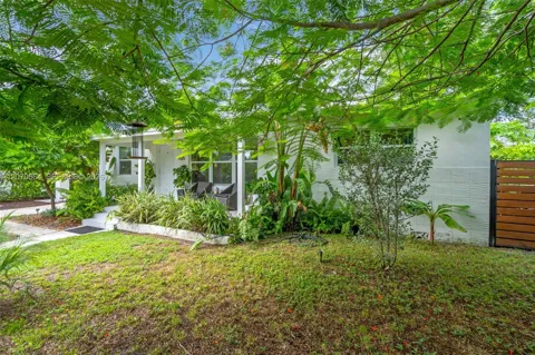 1165 NW 110th St