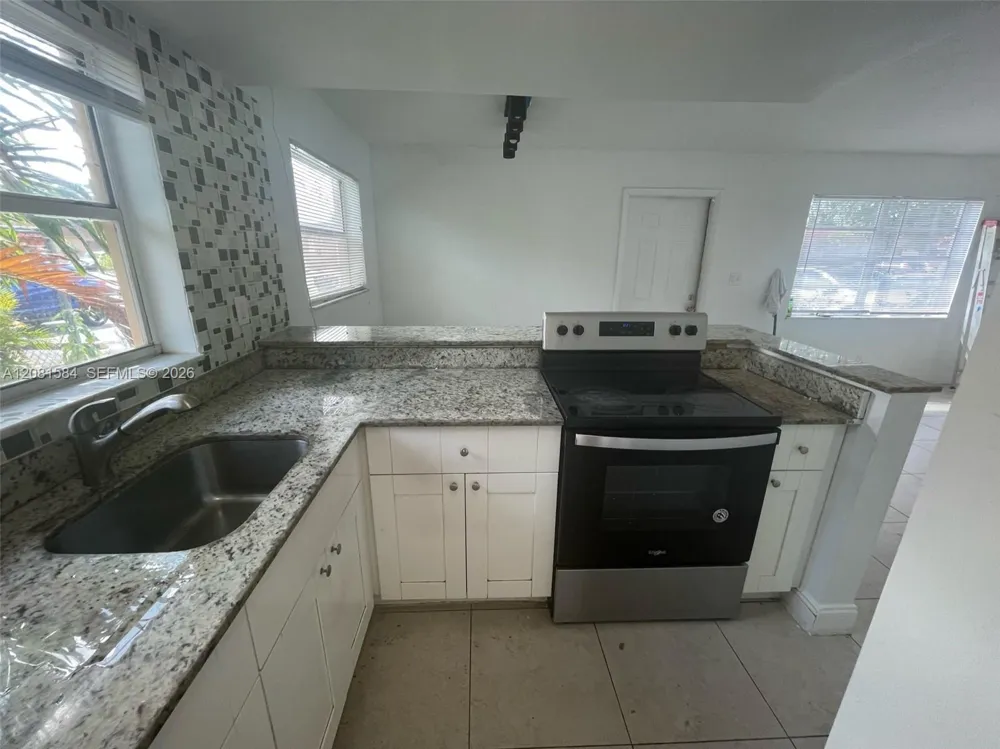 7941 SW 10th St #A North Lauderdale, FL 33068