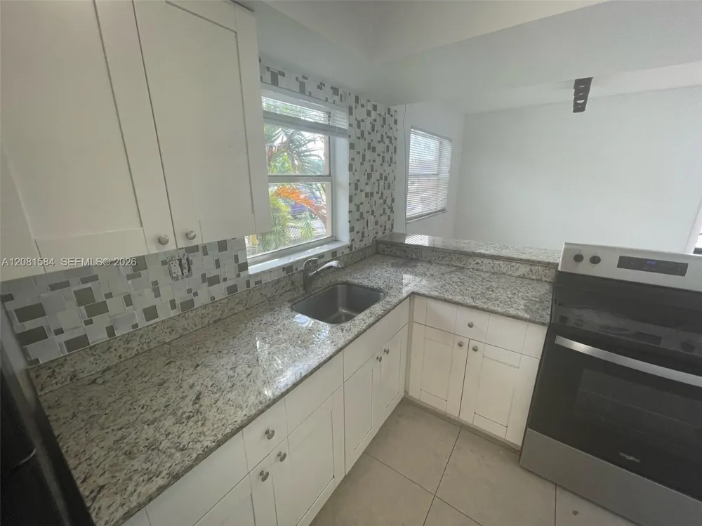 7941 SW 10th St #A North Lauderdale, FL 33068