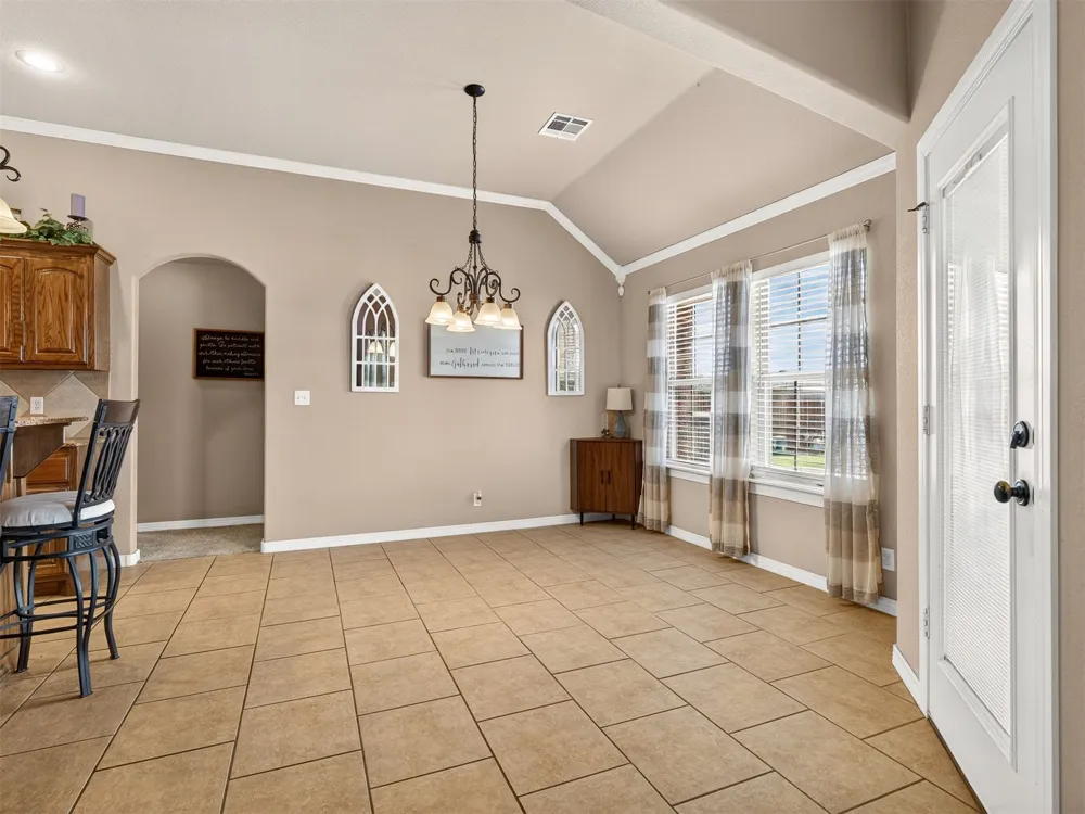 4443 Walnut Street Kiefer, OK 74041