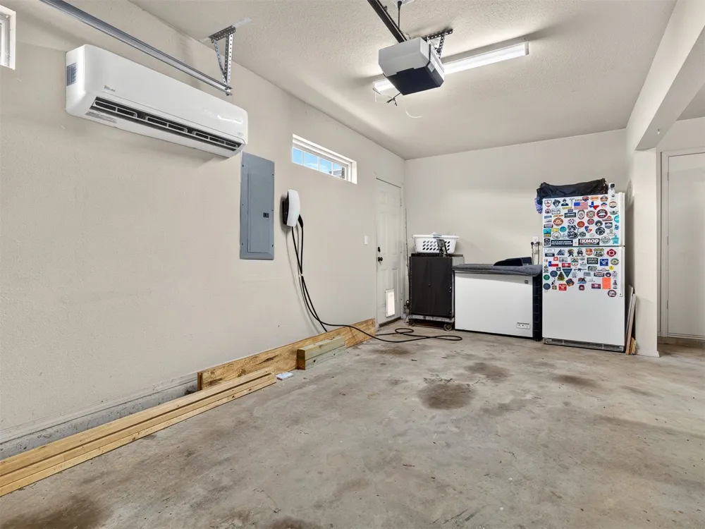 4443 Walnut Street Kiefer, OK 74041