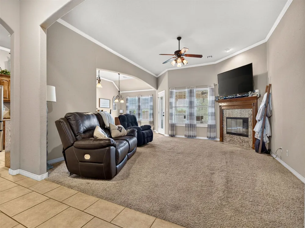 4443 Walnut Street Kiefer, OK 74041