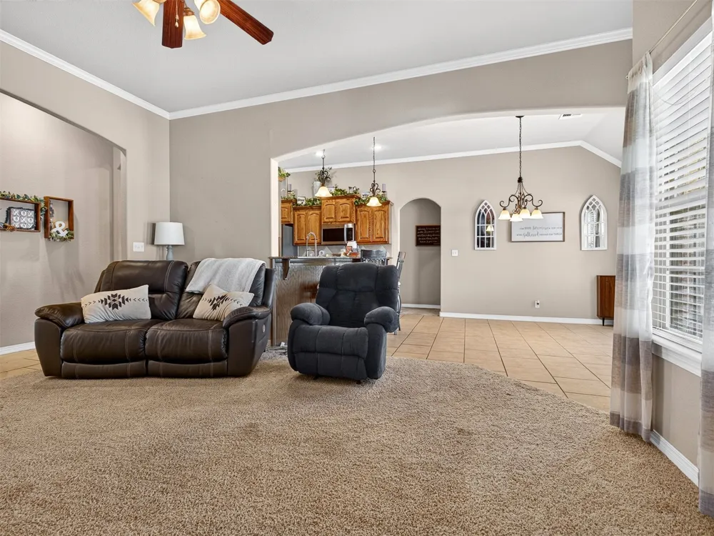 4443 Walnut Street Kiefer, OK 74041