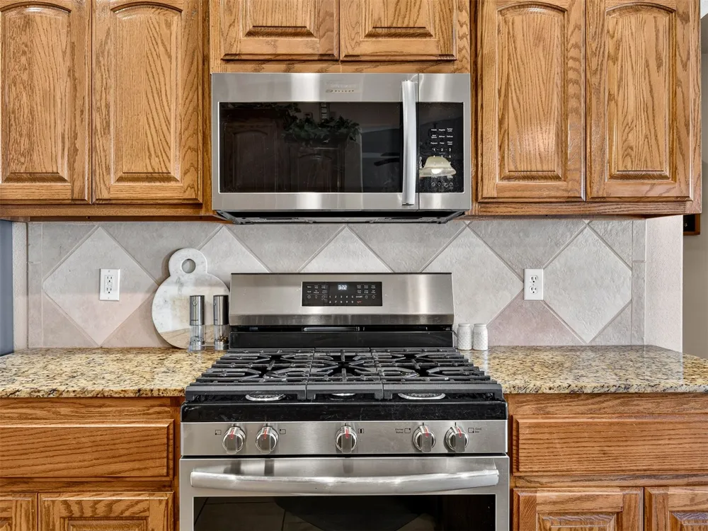 4443 Walnut Street Kiefer, OK 74041