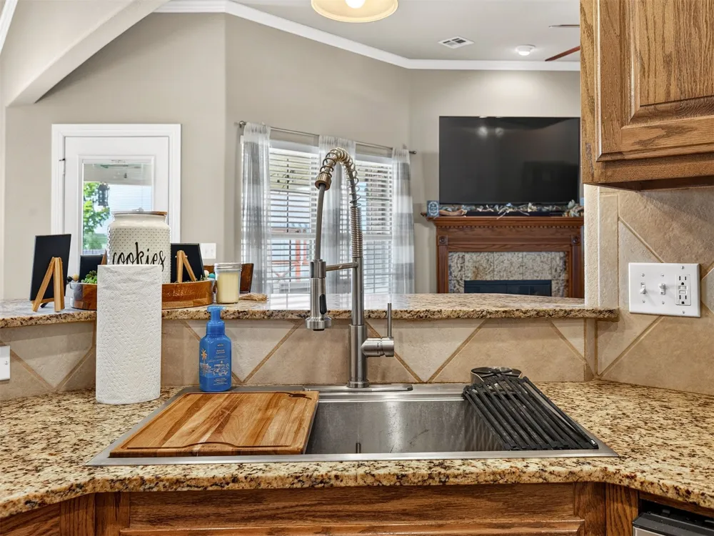 4443 Walnut Street Kiefer, OK 74041