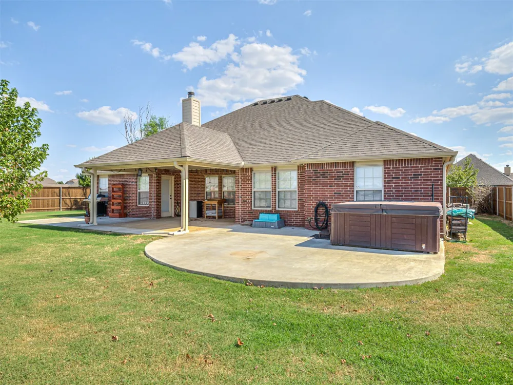 4443 Walnut Street Kiefer, OK 74041