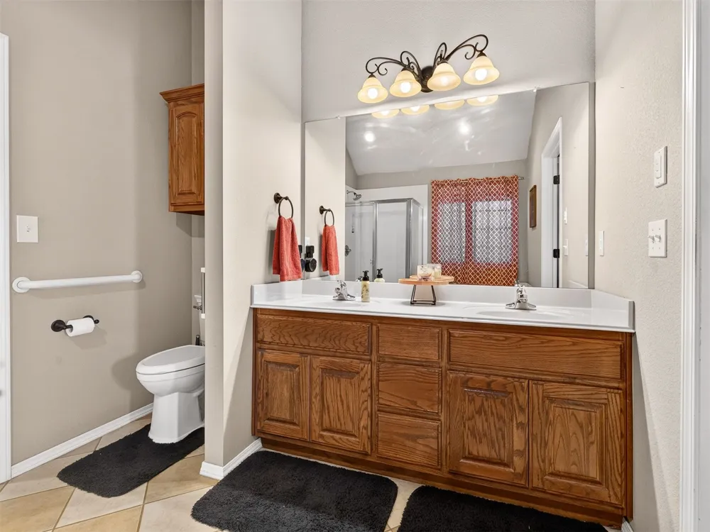 4443 Walnut Street Kiefer, OK 74041