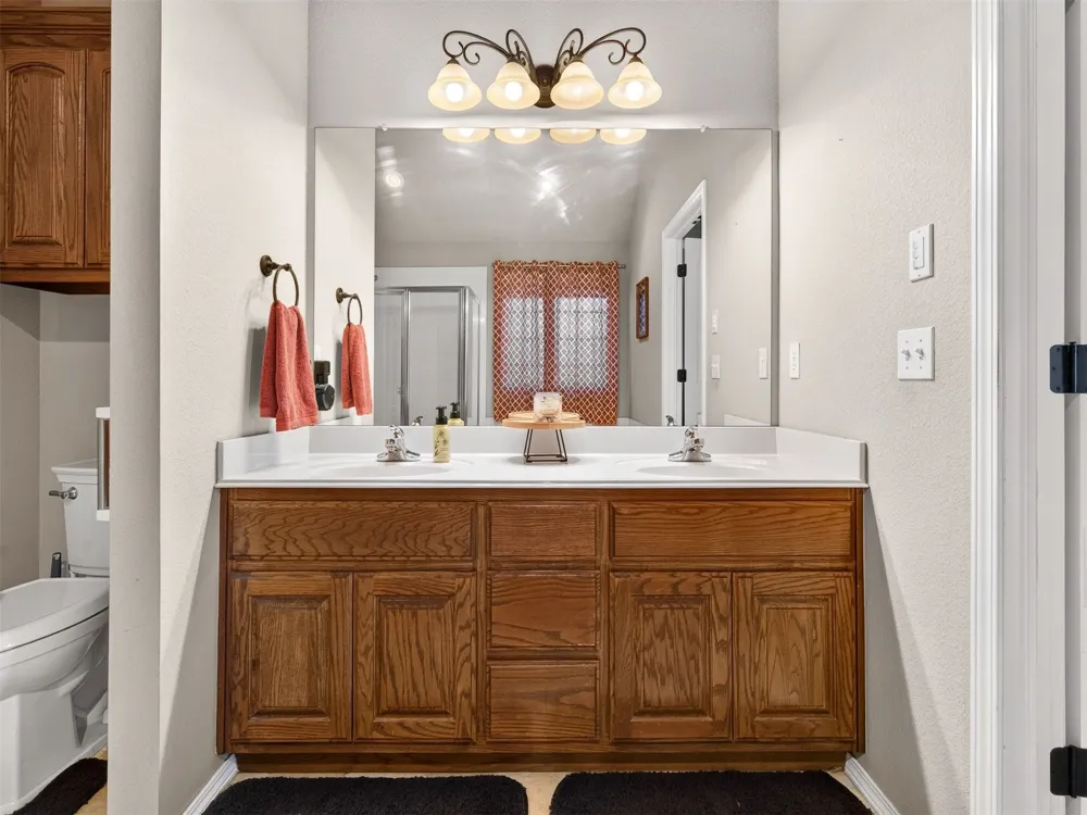 4443 Walnut Street Kiefer, OK 74041