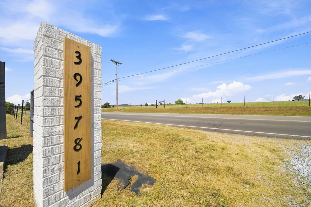 395781 W 2900 ROAD Ochelata, OK 74051